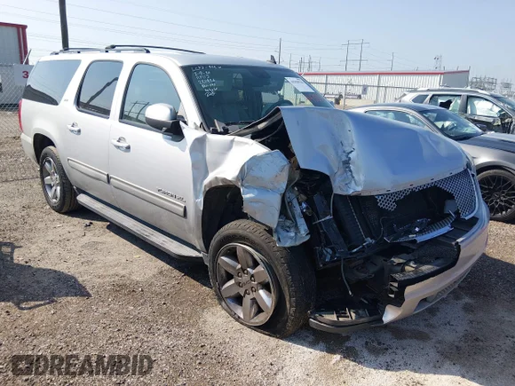 ✅ 2011 GMC Yukon XL SLT • VIN: 1GKS1KE0XBR221926 • Lot: 44358336. Wystawiony na IAAI z przebiegiem 159 821 mil. Bezpłatny archiwum sprzedaży aukcyjnych z USA i szczegółowy raport historii pojazdu na DreamBid. Zdjęcie 1.