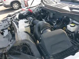 ✅ 2024 Ford F-150 STX • VIN: 1FTEW2LP9RKE56279 • Lot: 43139554. Wystawiony na IAAI z przebiegiem 4 797 mil. Bezpłatny archiwum sprzedaży aukcyjnych z USA i szczegółowy raport historii pojazdu na DreamBid. Zdjęcie 18.