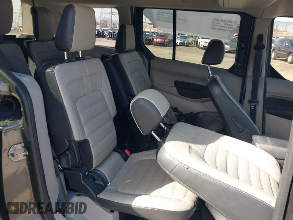 ✅ 2019 Ford Transit Connect XLT • VIN: NM0GE9F22K1391241 • Lot: 41601446. Wystawiony na IAAI z przebiegiem 127 161 mil. Bezpłatny archiwum sprzedaży aukcyjnych z USA i szczegółowy raport historii pojazdu na DreamBid. Zdjęcie 8.