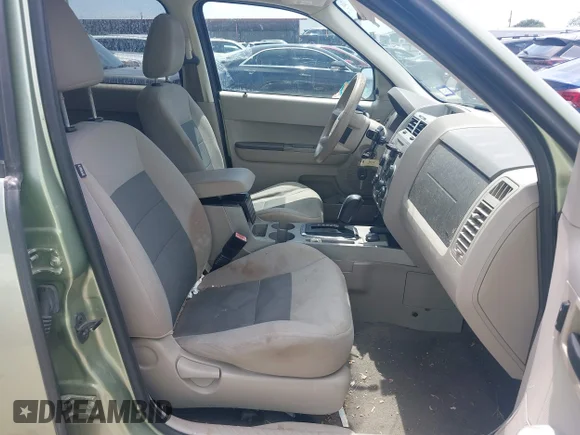 ✅ 2008 Ford Escape Hybrid • VIN: 1FMCU49H98KD48490 • Lot: 45254131. Wystawiony na IAAI z przebiegiem 137 648 mil. Bezpłatny archiwum sprzedaży aukcyjnych z USA i szczegółowy raport historii pojazdu na DreamBid. Zdjęcie 5.