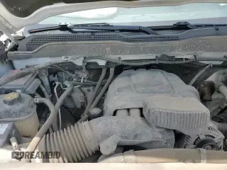 ✅ 2019 Chevrolet Silverado 2500HD Work Truck • VIN: 2GB2CREGXK1205895 • Лот: 63804275. Опубликован ранее на Copart с пробегом 108 520 миль. Бесплатный доступ к архиву аукционных продаж из США и подробный отчёт об истории автомобиля на DreamBid. Изображение 13.