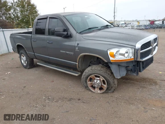 ✅ 2006 Dodge 3500 Laramie • VIN: 3D7LX38C06G143095 • Lot: 40889368. Wystawiony na IAAI z przebiegiem Nie podano. Bezpłatny archiwum sprzedaży aukcyjnych z USA i szczegółowy raport historii pojazdu na DreamBid. Zdjęcie 1.