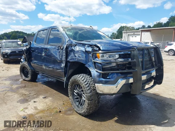 ✅ 2023 Chevrolet Silverado 1500 LT • VIN: 1GCUDDE81PZ193504 • Лот: 43079884. Опубліковано раніше на IAAI з пробігом 24 647 миль. Безкоштовний доступ до архіву аукціонних продажів зі США та докладний звіт про історію автомобіля на DreamBid. Зображення 1.