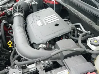 ✅ 2025 Cadillac XT5 AWD Premium Luxury • VIN: 1GYKNDR44SZ101557 • Lot: 41788890. Listed on IAAI with 5,868 mi. Free auction sales archive from the USA and detailed vehicle history report at DreamBid. Image 19.