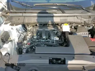 2025 Nissan Pathfinder S with VIN 5N1DR3AA3SC228006, listed as a Copart auction lot 80459665 with 5,233 mi miles and Salvage title. Bid and sale history available at DreamBid. Image 17.