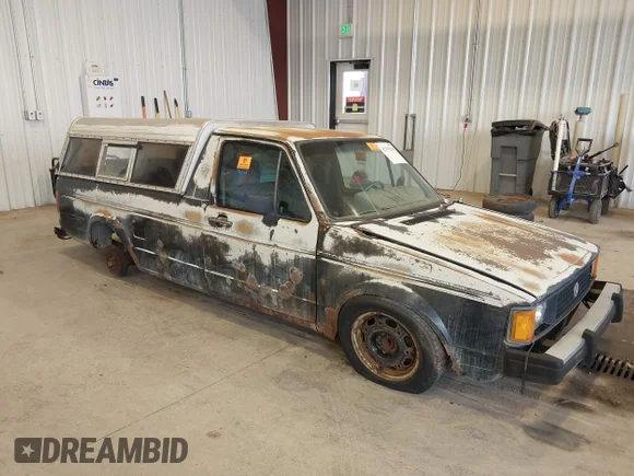 ✅ 1981 Volkswagen Rabbit • VIN: 1V1KG0175BV067623 • Lot: 42791119. Wystawiony na IAAI z przebiegiem 133 508 mil. Bezpłatny archiwum sprzedaży aukcyjnych z USA i szczegółowy raport historii pojazdu na DreamBid. Zdjęcie 1.
