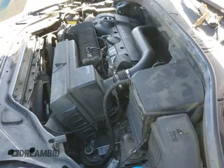 ✅ 2015 Volvo XC60 T5 • VIN: YV4612RK5F2737096 • Lot: 43231701. Listed on IAAI with 98,012 mi. Free auction sales archive from the USA and detailed vehicle history report at DreamBid. Image 19.