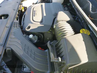 ✅ 2026 Chrysler Pacifica Limited • VIN: 2C4RC1GGXTR161960 • Lot: 43805452. Wystawiony na IAAI z przebiegiem 14 056 mil. Bezpłatny archiwum sprzedaży aukcyjnych z USA i szczegółowy raport historii pojazdu na DreamBid. Zdjęcie 21.