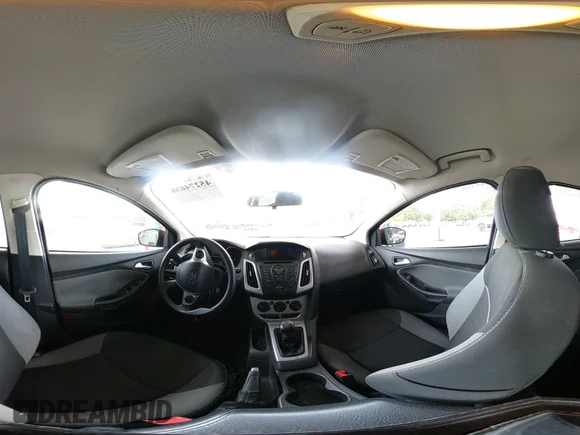 ✅ 2014 Ford Focus SE • VIN: 1FADP3K23EL339182 • Lot: 45274638. Wystawiony na IAAI z przebiegiem 91 738 mil. Bezpłatny archiwum sprzedaży aukcyjnych z USA i szczegółowy raport historii pojazdu na DreamBid. Zdjęcie 18.
