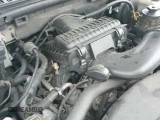 ✅ 2005 Ford Expedition Limited • VIN: 1FMFU19595LA03497 • Lot: 41415199. Wystawiony na IAAI z przebiegiem 136 802 mil. Bezpłatny archiwum sprzedaży aukcyjnych z USA i szczegółowy raport historii pojazdu na DreamBid. Zdjęcie 16.