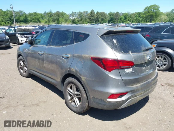 ✅ 2017 Hyundai Santa Fe 2.4L • VIN: 5XYZTDLB6HG431001 • Lot: 45263105. Wystawiony na IAAI z przebiegiem 122 957 mil. Bezpłatny archiwum sprzedaży aukcyjnych z USA i szczegółowy raport historii pojazdu na DreamBid. Zdjęcie 3.