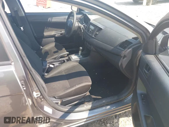 ✅ 2008 Mitsubishi Lancer DE • VIN: JA3AU16U08U007395 • Lot: 42595393. Wystawiony na IAAI z przebiegiem 169 008 mil. Bezpłatny archiwum sprzedaży aukcyjnych z USA i szczegółowy raport historii pojazdu na DreamBid. Zdjęcie 5.