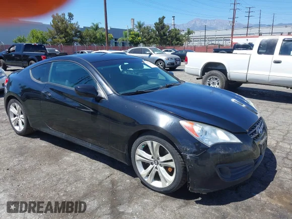 ✅ 2012 Hyundai Genesis Coupe Premium • VIN: KMHHT6KD2CU074431 • Лот: 43035548. Опубліковано раніше на IAAI з пробігом 202 526 миль. Безкоштовний доступ до архіву аукціонних продажів зі США та докладний звіт про історію автомобіля на DreamBid. Зображення 1.