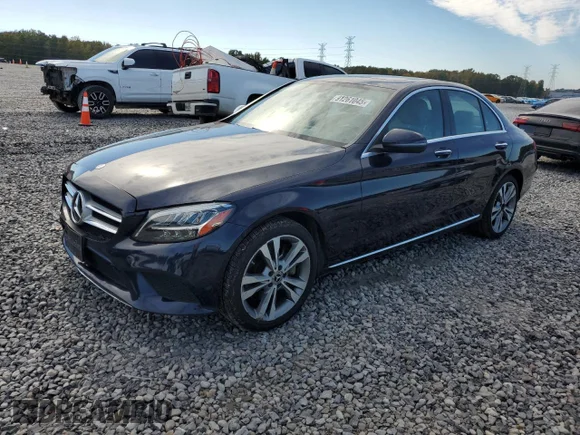 ✅ 2020 Mercedes-Benz C 300 • VIN: WDDWF8EBXLR556064 • Lot: 91261045. Wystawiony na Copart z przebiegiem 133 147 mil. Bezpłatny archiwum sprzedaży aukcyjnych z USA i szczegółowy raport historii pojazdu na DreamBid. Zdjęcie 1.