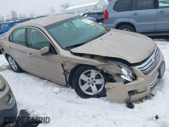 ✅ 2007 Ford Fusion SE • VIN: 3FAHP01197R277493 • Лот: 44288666. Опубліковано раніше на IAAI з пробігом 110 440 миль. Безкоштовний доступ до архіву аукціонних продажів зі США та докладний звіт про історію автомобіля на DreamBid. Зображення 1.