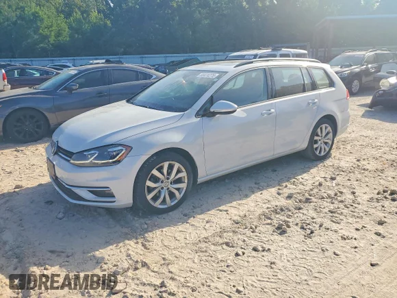 ✅ 2019 Volkswagen Golf S • VIN: 3VWY57AUXKM509038 • Lot: 60474276. Wystawiony na Copart z przebiegiem 84 676 mil. Bezpłatny archiwum sprzedaży aukcyjnych z USA i szczegółowy raport historii pojazdu na DreamBid. Zdjęcie 1.