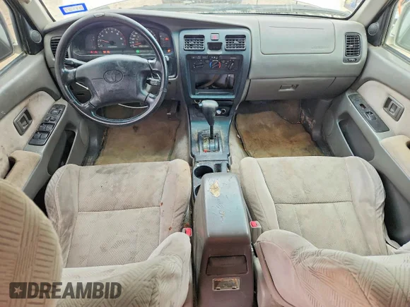 ✅ 2001 Toyota 4Runner SR5 • VIN: JT3GN86R910213782 • Lot: 53284996. Wystawiony na Copart z przebiegiem 305 178 mil. Bezpłatny archiwum sprzedaży aukcyjnych z USA i szczegółowy raport historii pojazdu na DreamBid. Zdjęcie 8.