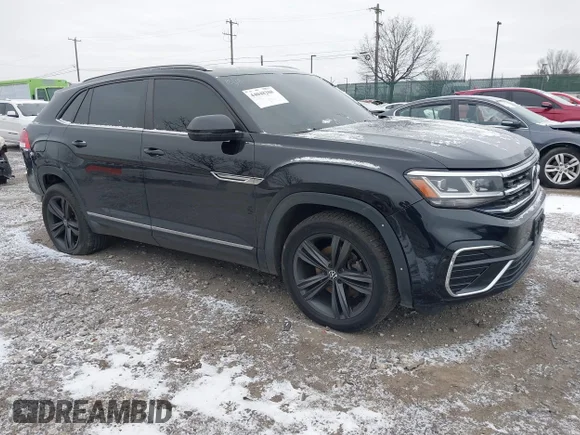 ✅ 2021 Volkswagen Atlas SE • VIN: 1V2RE2CA0MC212814 • Lot: 44048208. Wystawiony na IAAI z przebiegiem 44 243 mil. Bezpłatny archiwum sprzedaży aukcyjnych z USA i szczegółowy raport historii pojazdu na DreamBid. Zdjęcie 1.