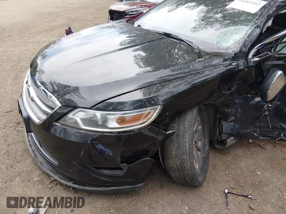 ✅ 2010 Ford Taurus Limited • VIN: 1FAHP2JW8AG164799 • Lot: 44683102. Wystawiony na IAAI z przebiegiem 227 099 mil. Bezpłatny archiwum sprzedaży aukcyjnych z USA i szczegółowy raport historii pojazdu na DreamBid. Zdjęcie 6.