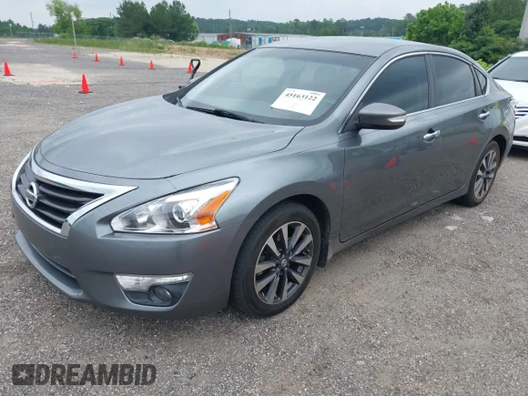 ✅ 2015 Nissan Altima SV • VIN: 1N4AL3AP8FC472985 • Lot: 45163122. Wystawiony na IAAI z przebiegiem 117 051 mil. Bezpłatny archiwum sprzedaży aukcyjnych z USA i szczegółowy raport historii pojazdu na DreamBid. Zdjęcie 2.