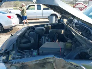 ✅ 2000 Chevrolet Suburban LS • VIN: 3GNFK16T1YG162181 • Лот: 41843413. Опубликован ранее на IAAI с пробегом 324 181 миль. Бесплатный доступ к архиву аукционных продаж из США и подробный отчёт об истории автомобиля на DreamBid. Изображение 19.