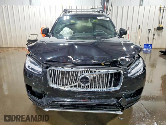 ✅ 2019 Volvo XC90 Inscription • VIN: YV4A22PL8K1466845 • Lot: 46626266. Wystawiony na Copart z przebiegiem 83 100 mil. Bezpłatny archiwum sprzedaży aukcyjnych z USA i szczegółowy raport historii pojazdu na DreamBid. Zdjęcie 5.