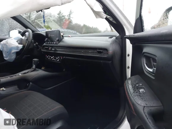 ✅ 2025 Honda HR-V Sport • VIN: 3CZRZ2H51SM783817 • Lot: 43835929. Wystawiony na IAAI z przebiegiem 12 979 mil. Bezpłatny archiwum sprzedaży aukcyjnych z USA i szczegółowy raport historii pojazdu na DreamBid. Zdjęcie 5.