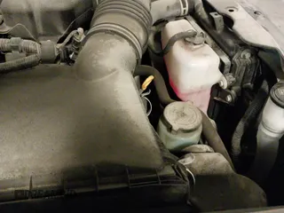 ✅ 2021 Toyota 4Runner Nightshade • VIN: JTEJU5JR1M5871688 • Lot: 41041261. Wystawiony na IAAI z przebiegiem 102 565 mil. Bezpłatny archiwum sprzedaży aukcyjnych z USA i szczegółowy raport historii pojazdu na DreamBid. Zdjęcie 19.