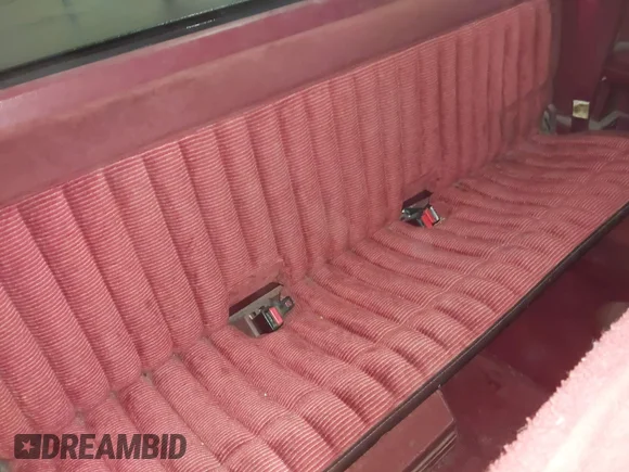 ✅ 1991 Chevrolet Silverado 1500 • VIN: 2GCEK19K6M1164972 • Lot: 44784939. Wystawiony na IAAI z przebiegiem 211 162 mil. Bezpłatny archiwum sprzedaży aukcyjnych z USA i szczegółowy raport historii pojazdu na DreamBid. Zdjęcie 8.