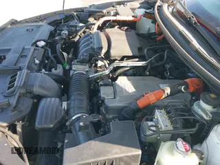 ✅ 2019 Honda Clarity Touring • VIN: JHMZC5F32KC001468 • Lot: 43483924. Wystawiony na IAAI z przebiegiem 114 020 mil. Bezpłatny archiwum sprzedaży aukcyjnych z USA i szczegółowy raport historii pojazdu na DreamBid. Zdjęcie 18.