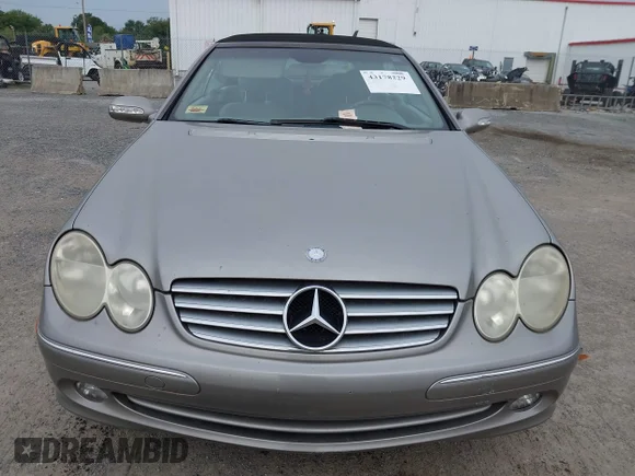 ✅ 2004 Mercedes-Benz CLK 320 • VIN: WDBTK65GX4T020954 • Лот: 43178229. Опубліковано раніше на IAAI з пробігом Не вказано. Безкоштовний доступ до архіву аукціонних продажів зі США та докладний звіт про історію автомобіля на DreamBid. Зображення 10.