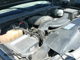 ✅ 2005 Cadillac Escalade • VIN: 1GYEC63T35R167357 • Lot: 42652380. Wystawiony na IAAI z przebiegiem 175 645 mil. Bezpłatny archiwum sprzedaży aukcyjnych z USA i szczegółowy raport historii pojazdu na DreamBid. Zdjęcie 12.