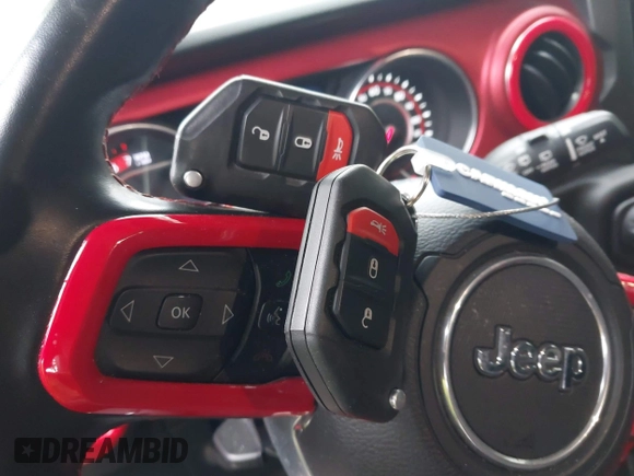 ✅ 2021 Jeep Wrangler Rubicon • VIN: 1C4HJXCN1MW818467 • Lot: 44683038. Wystawiony na IAAI z przebiegiem 45 097 mil. Bezpłatny archiwum sprzedaży aukcyjnych z USA i szczegółowy raport historii pojazdu na DreamBid. Zdjęcie 11.