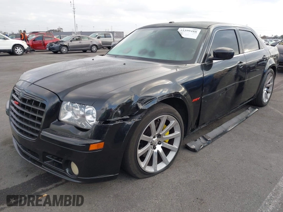 ✅ 2008 Chrysler 300 C SRT-8 • VIN: 2C3LA73W78H287545 • Lot: 43399488. Wystawiony na IAAI z przebiegiem 115 396 mil. Bezpłatny archiwum sprzedaży aukcyjnych z USA i szczegółowy raport historii pojazdu na DreamBid. Zdjęcie 2.