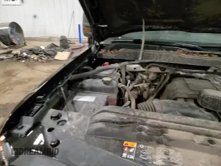 ✅ 2018 Chevrolet Silverado 2500HD Work Truck • VIN: 1GC2KUEGXJZ335523 • Лот: 93094635. Опубликован ранее на Copart с пробегом 145 232 миль. Бесплатный доступ к архиву аукционных продаж из США и подробный отчёт об истории автомобиля на DreamBid. Изображение 13.