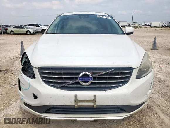 ✅ 2015 Volvo XC60 T5 Drive-E Premier • VIN: YV440MDK6F2741025 • Lot: 57157305. Wystawiony na Copart z przebiegiem 124 059 mil. Bezpłatny archiwum sprzedaży aukcyjnych z USA i szczegółowy raport historii pojazdu na DreamBid. Zdjęcie 5.