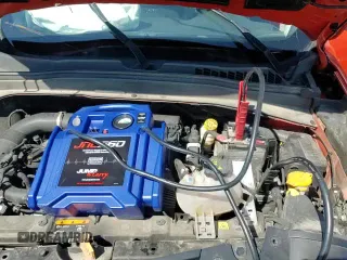 ✅ 2021 Jeep Renegade Trailhawk • VIN: ZACNJDC15MPM92407 • Lot: 71062555. Listed on Copart with 70,269 mi. Free auction sales archive from the USA and detailed vehicle history report at DreamBid. Image 16.