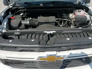 ✅ 2025 Chevrolet Silverado 2500HD Custom • VIN: 2GC4KME72S1133391 • Lot: 59911755. Wystawiony na Copart z przebiegiem 3 522 mil. Bezpłatny archiwum sprzedaży aukcyjnych z USA i szczegółowy raport historii pojazdu na DreamBid. Zdjęcie 15.