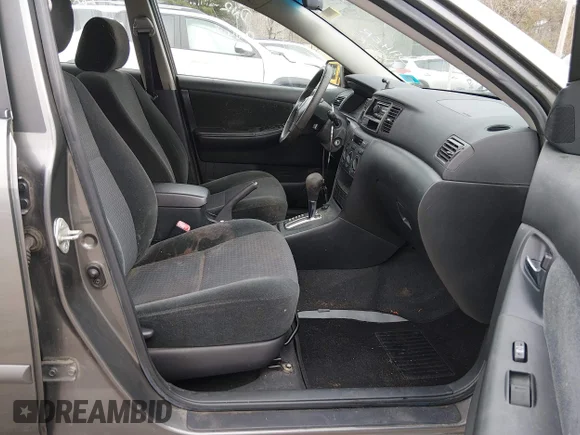 ✅ 2005 Toyota Corolla S • VIN: 2T1BR32E75C423468 • Лот: 44619663. Опубліковано раніше на IAAI з пробігом 181 840 миль. Безкоштовний доступ до архіву аукціонних продажів зі США та докладний звіт про історію автомобіля на DreamBid. Зображення 5.