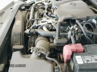 ✅ 2019 Toyota Camry LE • VIN: 4T1B11HK3KU824373 • Lot: 43364748. Wystawiony na IAAI z przebiegiem 139 109 mil. Bezpłatny archiwum sprzedaży aukcyjnych z USA i szczegółowy raport historii pojazdu na DreamBid. Zdjęcie 19.