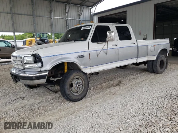 ✅ 1996 Ford F-350 • VIN: 1FTJW36F6TEB41663 • Lot: 59208935. Listed on Copart with 299,692 mi. Free auction sales archive from the USA and detailed vehicle history report at DreamBid. Image 1.