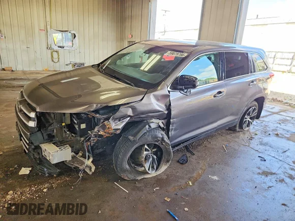 ✅ 2019 Toyota Highlander LE Plus • VIN: 5TDBZRFH3KS977777 • Lot: 59079766. Wystawiony na Copart z przebiegiem 223 321 mil. Bezpłatny archiwum sprzedaży aukcyjnych z USA i szczegółowy raport historii pojazdu na DreamBid. Zdjęcie 1.
