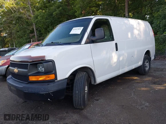 ✅ 2013 Chevrolet Express Cargo • VIN: 1GCWGFCA4D1193430 • Лот: 42557051. Опубликован ранее на IAAI с пробегом 245 205 миль. Бесплатный доступ к архиву аукционных продаж из США и подробный отчёт об истории автомобиля на DreamBid. Изображение 2.