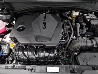 ✅ 2025 Kia Sportage LX • VIN: 5XYK2CDF8SG319288 • Lot: 89462625. Wystawiony na Copart z przebiegiem 20 104 mil. Bezpłatny archiwum sprzedaży aukcyjnych z USA i szczegółowy raport historii pojazdu na DreamBid. Zdjęcie 15.