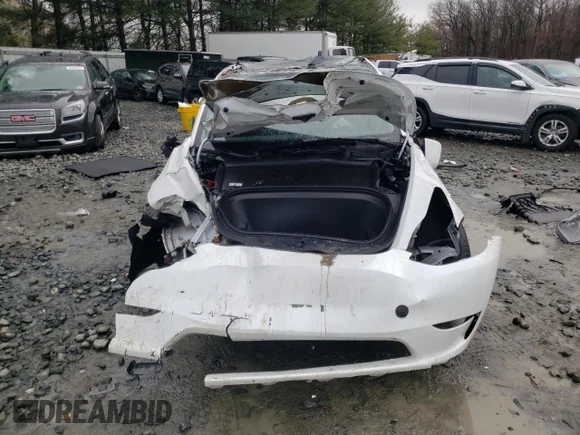 ✅ 2023 Tesla Model Y Long Range • VIN: 7SAYGDEE1PF804462 • Lot: 45603984. Listed on Copart with 9,656 mi. Free auction sales archive from the USA and detailed vehicle history report at DreamBid. Image 5.