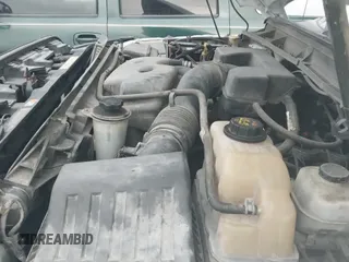 ✅ 2013 Ford F-250 XL • VIN: 1FT7W2B68DEA78612 • Lot: 43704777. Listed on IAAI with 326,370 mi. Free auction sales archive from the USA and detailed vehicle history report at DreamBid. Image 19.