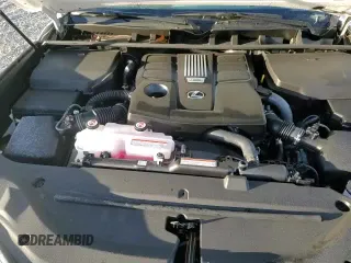 ✅ 2024 Lexus LX 600 Luxury • VIN: JTJGB7CX0R4062088 • Lot: 84683894. Wystawiony na Copart z przebiegiem 85 mil. Bezpłatny archiwum sprzedaży aukcyjnych z USA i szczegółowy raport historii pojazdu na DreamBid. Zdjęcie 16.