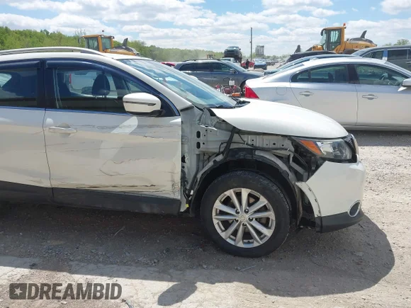 ✅ 2017 Nissan Rogue SL • VIN: JN1BJ1CR6HW143665 • Lot: 44903525. Wystawiony na IAAI z przebiegiem 93 633 mil. Bezpłatny archiwum sprzedaży aukcyjnych z USA i szczegółowy raport historii pojazdu na DreamBid. Zdjęcie 6.