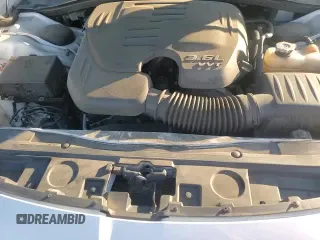 ✅ 2019 Chrysler 300 Limited • VIN: 2C3CCAEG8KH563090 • Lot: 91352315. Wystawiony na Copart z przebiegiem 83 288 mil. Bezpłatny archiwum sprzedaży aukcyjnych z USA i szczegółowy raport historii pojazdu na DreamBid. Zdjęcie 13.