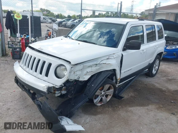 ✅ 2013 Jeep Patriot Latitude • VIN: 1C4NJRFB0DD114837 • Lot: 44185709. Wystawiony na IAAI z przebiegiem 111 174 mil. Bezpłatny archiwum sprzedaży aukcyjnych z USA i szczegółowy raport historii pojazdu na DreamBid. Zdjęcie 2.
